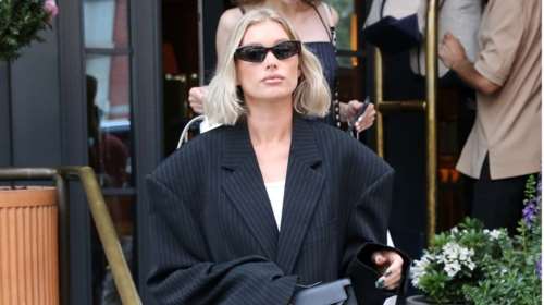 Balletcore beauty: Η chic τάση μαλλιών από την πασαρέλα που έχει κάνει θραύση στο streetstyle