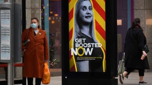 Βρετανία: Τρίτο συνεχόμενο αρνητικό ρεκόρ με 93.045 κρούσματα σε 24 ώρες - "Hotspot" της μετάλλαξης Όμικρον το Λονδίνο