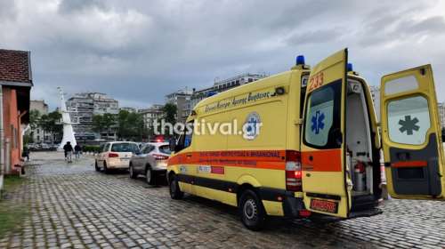Θεσσαλονίκη: Νεαρός βούτηξε στον Θερμαϊκό και έσωσε γυναίκα  - &quot;Δεν θα ήταν ζωντανή&quot;