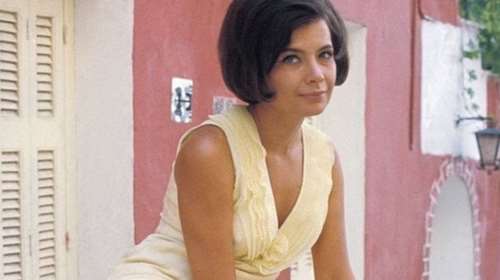 Τζένη Καρέζη: Η απίστευτη ιστορία με το νυφικό στο &quot;Τζένη Τζένη&quot; και ο άγνωστος έρωτας με τον Μπάρκουλη