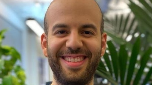 Βρετανία: Η απίστευτη ιστορία ενός 26χρονου - Έγινε δισεκατομμυριούχος όντας κλινήρης στην καραντίνα