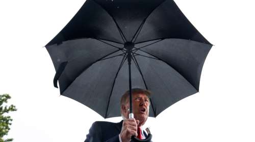 Ο πόλεμος των Τραμπ: Ο αδερφός του Προέδρου πάει στα δικαστήρια την ανιψιά τους