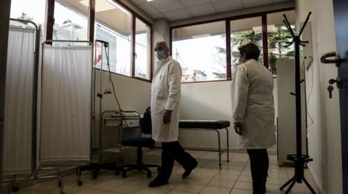 Μεταφορά πολιτών με προβλήματα μετακίνησης στα κέντρα εμβολιασμού από τον Δήμο Αθηναίων