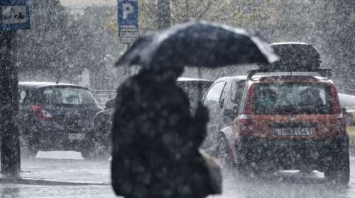 Επιδείνωση του καιρού: Βροχές, ισχυρές καταιγίδες και αφρικανική σκόνη - Που θα χιονίσει