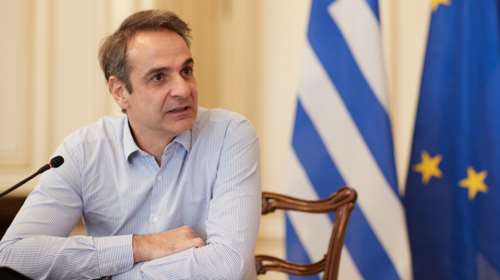 Οι ευχές για τα Χρόνια Πολλά και το &quot;Μένουμε Σπίτι&quot; του πρωθυπουργού για το Πάσχα