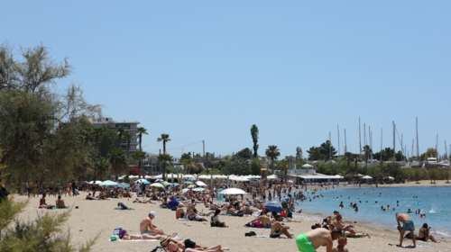 Πολύ υψηλές θερμοκρασίες το τριήμερο του Αγίου Πνεύματος: Στους 36 βαθμούς ο υδράργυρος - Πότε θα υποχωρήσει η ακραία ζέστη