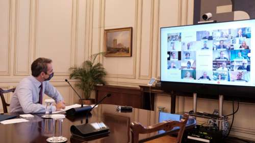 Μητσοτάκης στους βουλευτές της ΝΔ: Μας έτυχαν πολλά μαζεμένα αλλά...αντέχουμε