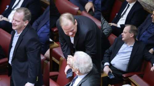 Χαλαρός στα έδρανα της Βουλής ο Καραμανλής, γελούσε την ώρα που δεχόταν &quot;πυρά&quot; από τους πολιτικούς αρχηγούς [Εικόνες]