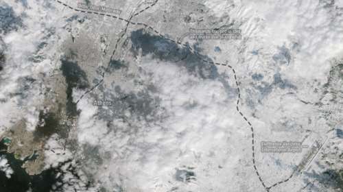ESA: Δορυφορική εικόνα της χιονισμένης Αθήνας και της Αττικής Οδού - &quot;Μια ασυνήθιστη χιονοκαταιγίδα&quot;