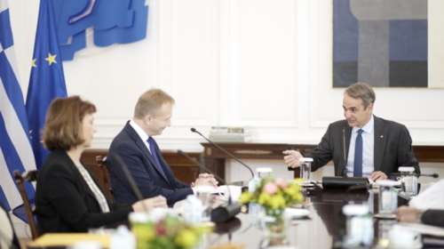 Μητσοτάκης: Συνάντηση με τον Ευρωπαίο Επίτροπο για τον Προϋπολογισμό, την Καταπολέμηση της Απάτης και τη Δημόσια Διοίκηση