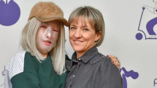 Η Ιωάννα Παλιοσπύρου φιλοξενεί τη μητέρα της δολοφονημένης Γαρυφαλλιάς στο νέο της podcast