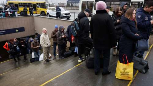 Guardian: Σχέδιο για την απομάκρυνση των Ελλήνων ομογενών της Μαριούπολης με πλοία του Πολεμικού Ναυτικού