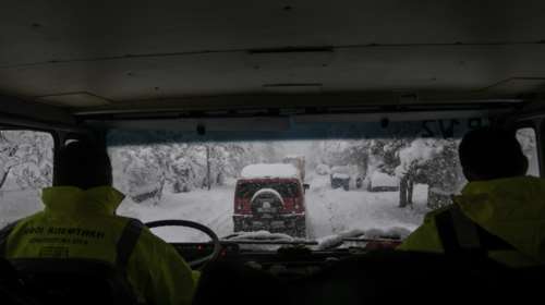 Κακοκαιρία &quot;Μήδεια&quot;: 1.850 κλήσεις στην Πυροσβεστική για κοπές δέντρων, διασώσεις και μεταφορές ασθενών