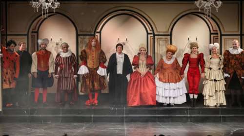 Ο &quot;Ταρτούφος&quot; έκανε επίσημη πρεμιέρα - Πλήθος επωνύμων στη θεατρική βραδιά [εικόνες]