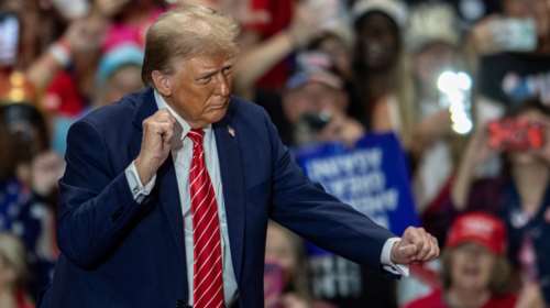 Τραμπ: Επιχείρηση-σκούπα κατά μεταναστών στο Σικάγο από την επομένη της ορκωμοσίας - Η προειδοποίηση του &quot;τσάρου των συνόρων&quot;