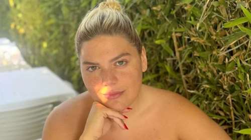 Η Δανάη Μπάρκα δοκίμασε το χρώμα στο μανικιούρ που ταιριάζει σε όλες τις γυναίκες