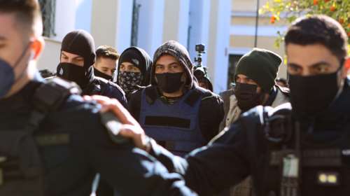 Αργυρούπολη: Ο 46χρονος της έσπασε κεφάλι και πλευρά με τα χέρια του - Απίστευτη φρίκη στην έκθεση του ιατροδικαστή