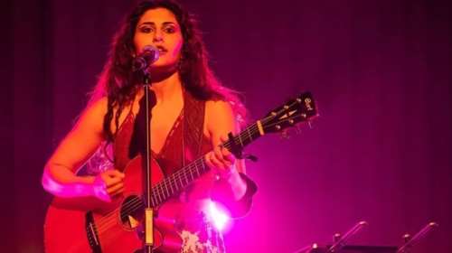 Η Μαρίνα Σπανού έχει το τέλειο έπιπλο για την τηλεόραση