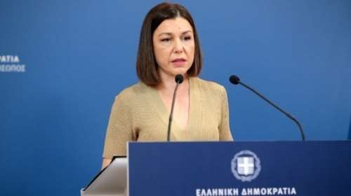 Πελώνη: Η υποχρεωτικότητα του εμβολιασμού δεν θα συνδέεται με απολύσεις- Μόνο αναστολή εργασίας χωρίς αποδοχές