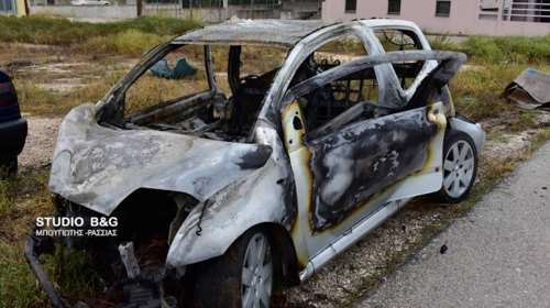 Τραγωδία στο Νάυπλιο: ΙΧ έπεσε σε μαντρότοιχο και πήρε φωτιά - Νεκρός ένας 26χρονος [Βίντεο]