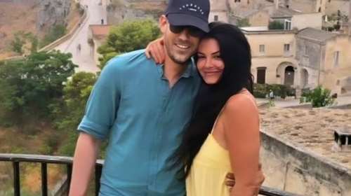 Η Μαρία Κορινθίου ανάρτησε την πρώτη της φωτογραφία με τον σύντροφό της, Γιώργο Καραθανάση