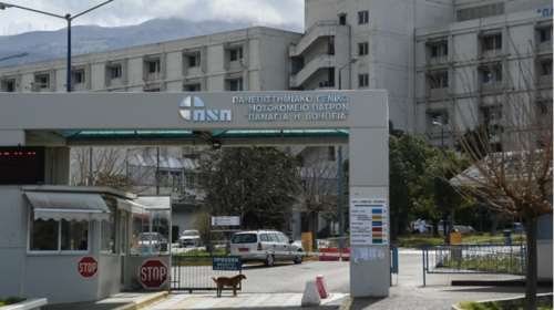 Πάτρα: "Μανούλα μου, σε σκότωσε" - Ο δράστης μαχαίρωσε την 25χρονη σύντροφό του μπροστά στο παιδί της