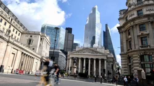 Κορονοϊός: Έτοιμη για γενικό lockdown η Μεγάλη Βρετανία στο βορρά και το Λονδίνο