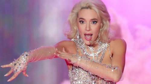 Καλομοίρα: Εννοείται ότι φλερτάρω - Μακάρι να ζήλευε ο σύζυγός μου