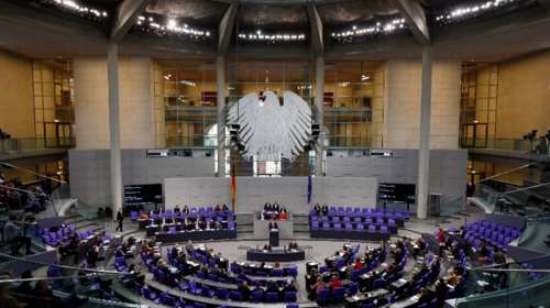 Γερμανία: Επεισοδιακή αντιπαράθεση στη Βουλή για την τελευταία ομιλία της Μέρκελ - &quot;Κρίμα, ντροπή σου...&quot;