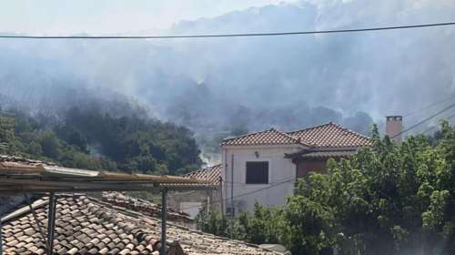 Μεσσηνία: Μάχη σε δύο μέτωπα μεταξύ Πετραλώνων και Μαγγανιακού από ισχυρές πυροσβεστικές δυνάμεις