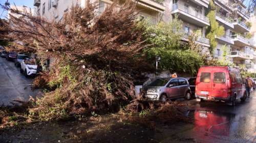 Κακοκαιρία: Τι πρέπει να γνωρίζετε, να προσέξετε και να ελέγξετε - Πού θα αναζητήσετε πληροφορίες για τις μετακινήσεις σας