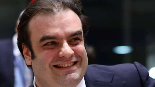 Πιερρακάκης: Το στεγαστικό αποτελεί εθνική πρόκληση και δεν μπορεί να αντιμετωπιστεί χωρίς τους ιδιοκτήτες ακινήτων