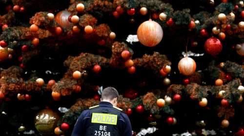 Ο πλανήτης ετοιμάζεται να υποδεχτεί το 2024 υπό τον φόβο τρομοκρατικών επιθέσεων