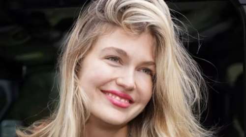 H Κλέλια Ανδριολάτου απολαμβάνει την πρωινή της βόλτα στον Θερμαϊκό