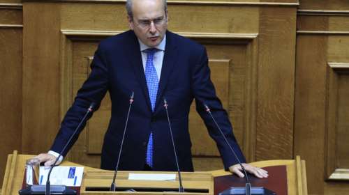 Χατζηδάκης για αυξήσεις στους ένστολους: Δεν ήταν μια επικοινωνιακά καλή στιγμή για την κυβέρνηση, σύντομα θα ξεχαστεί