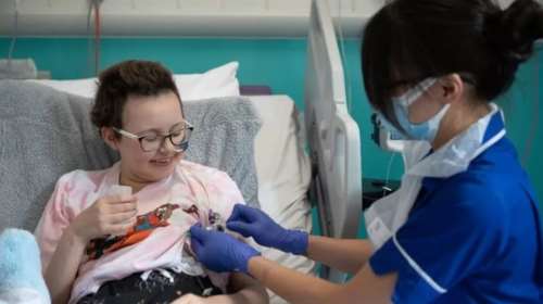 Επαναστατική θεραπεία για τον καρκίνο οδήγησε σε ύφεση επιθετική λευχαιμία 13χρονης σε ένα μήνα