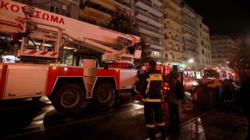 Θεσσαλονίκη: Εμπρησμός τη νύχτα σε αυτοκίνητα ταχυμεταφορών