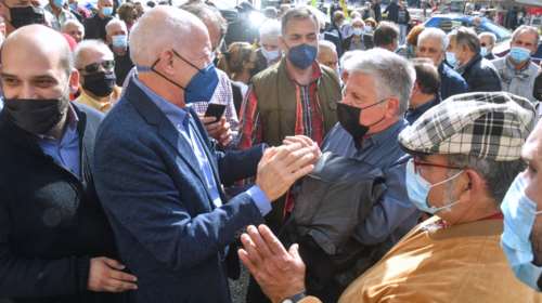 Εκλογές στο ΚΙΝΑΛ: Από την Πάτρα ξεκινά την εκστρατεία του ο Γ. Παπανδρέου - &quot;Μαζί θα καταφέρουμε πολλά&quot; [Βίντεο]