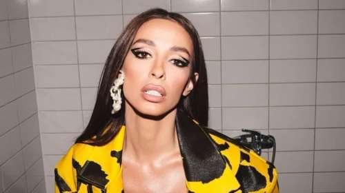 Πιο καλλίγραμμη και σέξι από ποτέ: Η Ελένη Φουρέιρα ποζάρει topless και βάζει &quot;φωτιά&quot; στο Instagram