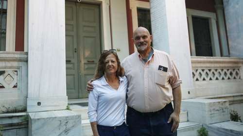 Βρήκε τον βιολογικό του πατέρα μετά από 63 χρόνια - Η ιστορία του Στίβεν Γκρέιτερ από το Κέντρο Βρεφών &quot;Μητέρα&quot;