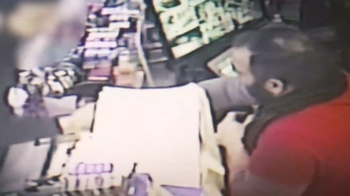 Θεσσαλονίκη: Στη φυλακή για οκτώ χρόνια ο "ευγενικός ληστής" - Έκανε χειραψία στα θύματα και άφηνε χαρτάκια με συγγνώμη