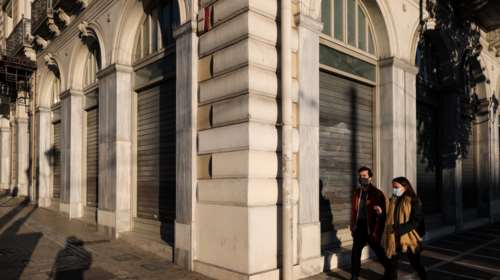 Διεύρυνση κριτηρίων για τα voucher των 200 ευρώ - Τη Δευτέρα ανακοινώσεις για αναστολές, &quot;Συνεργασία&quot;