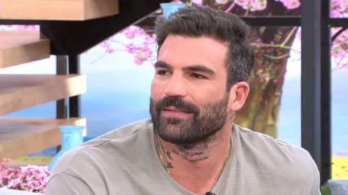 Ο Δημήτρης Αλεξάνδρου συγκινήθηκε on air: &quot;Να με αξιώσει ο Θεός να δω τον γιο μου...&quot;
