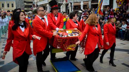 Τι θα απογίνουν οι σοκολάτες του Πατρινού Καρναβαλιού που δεν χρησιμοποίηθηκαν