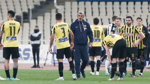 Με το πούλμαν και συνοδεία ασφαλείας έφυγαν οι παίκτες της ΑΕΚ