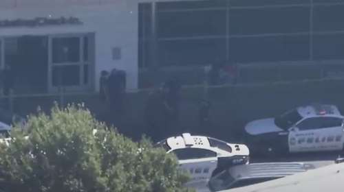 Πανικός στο αεροδρόμιο του Ντάλας: Γυναίκα έβγαλε όπλο και άρχισε να πυροβολεί - Φώναζε ότι ο σύζυγός της την απατούσε