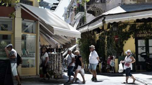 Κορονοϊός: "Εκρηξη" στην Αττική με 101 νέα κρούσματα - Η διασπορά του ιού στη χώρα