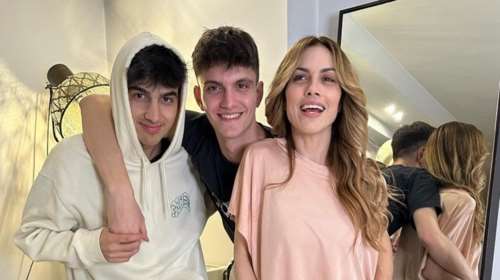 Ντορέττα Παπαδημητρίου: Οι τρυφερές ευχές για τα γενέθλια του γιου της και η εντυπωσιακή τούρτα "Χρόνια πολλά στο μικρό μου"