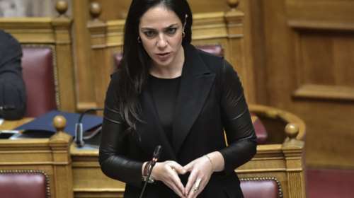 Βαρύ πένθος για τη Δόμνα Μιχαηλίδου - Πέθανε ο πατέρας της υφυπουργού Εργασίας και Κοινωνικών Υποθέσεων