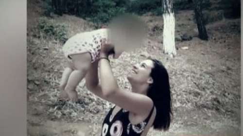 Δολοφονία Ερατούς: &quot;Φονιά&quot;, δεν άντεξε η μητέρα της όταν αντίκρισε τον καθ&#39; ομολογία δολοφόνο